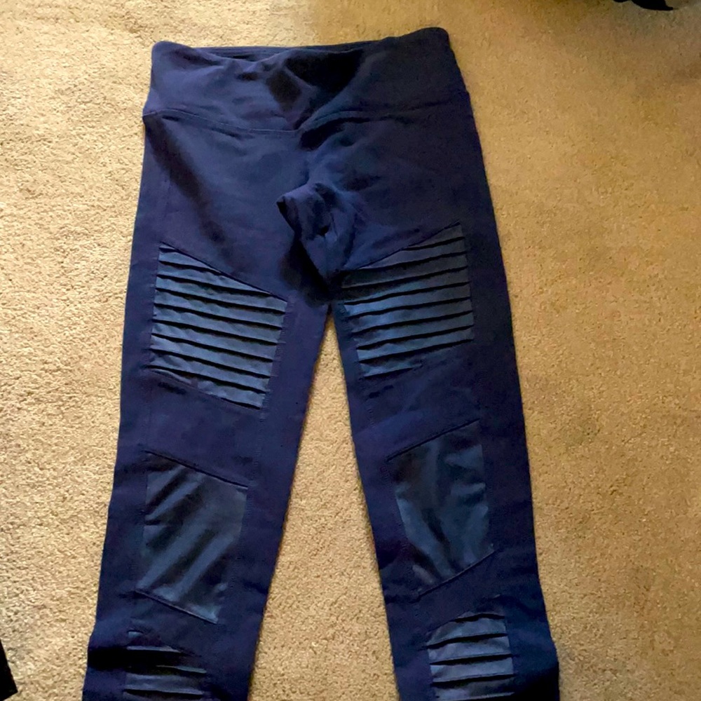 ALO Yoga Leggings